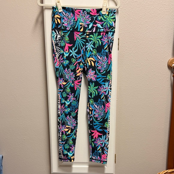 Lilly Pulitzer Pants - Lilly Pulitzer Multicolor Floral Leggings